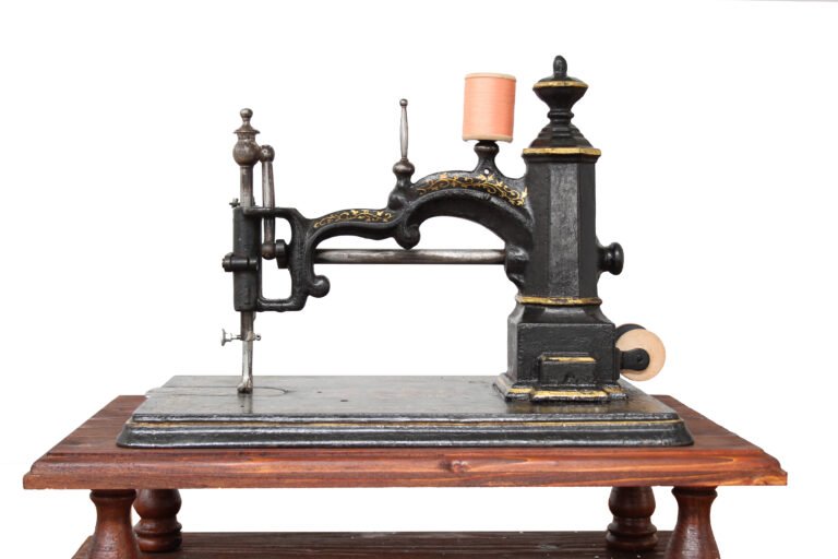 Máquina de costura antiga da Charles Parker Co