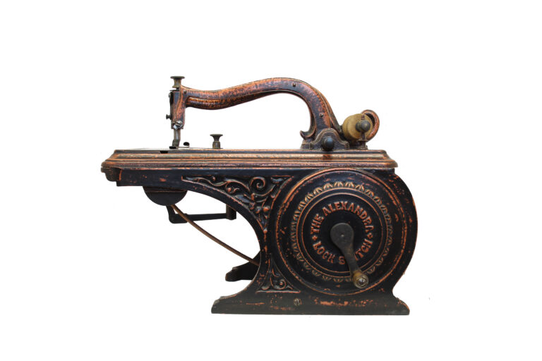 a máquina de costura antiga Alexandra