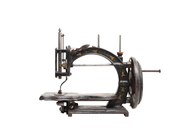 máquina de coser antigua - máquina de coser antigua - newengland