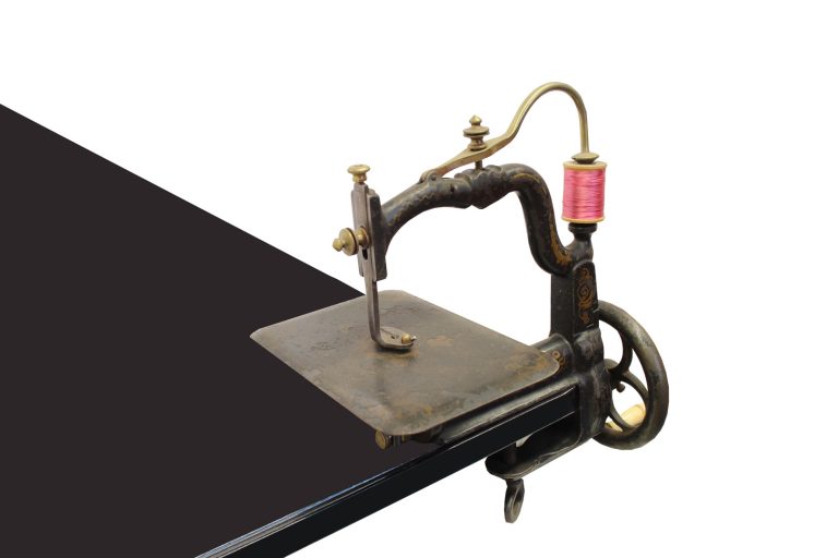 THE-BARTLETT-SEWING-MACHINE-CO.--03-museum-global-web