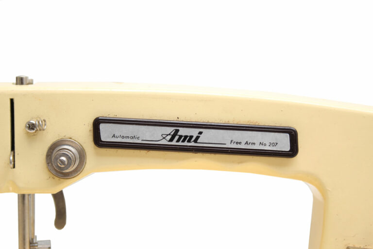 Ami-no-207-02-automatischer-freiarm-museum-global-web