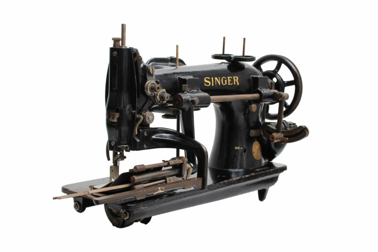 singer-31-63-01-04-industrial-black-musuem-global-web