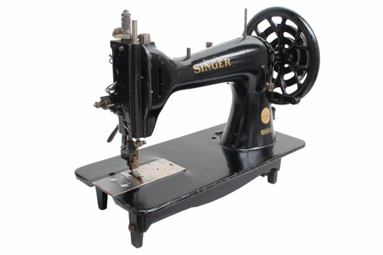 singer-45k58-01-04-industrial-heavy-usa-black-musuem-global-web