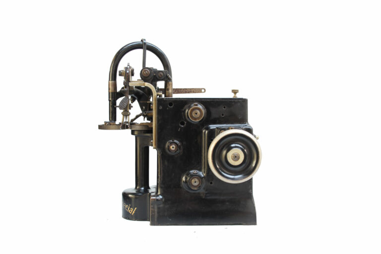 union-special-41200-01-01-industrial-usa-black-museum-global-xs-web