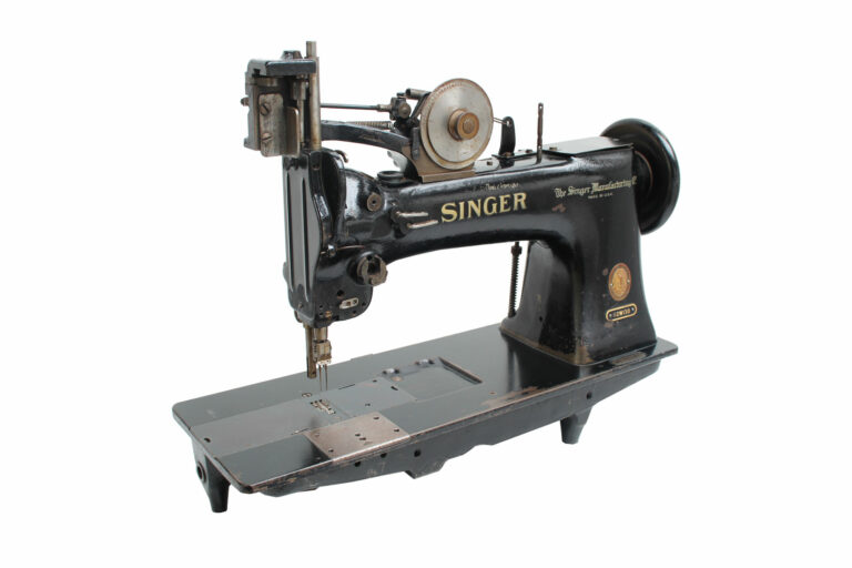 Singer-112w130-01-03-industrial-usa-black-imca-musuem-global-web