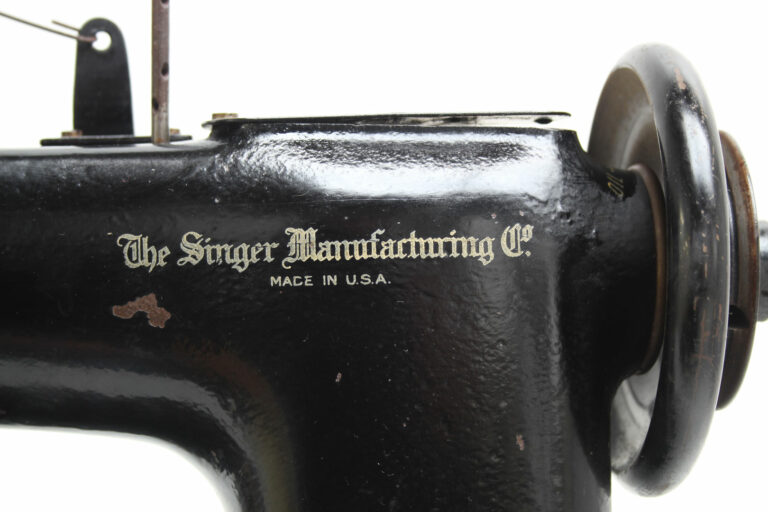 Singer-112w130-01-04-ndustrial-usa-black-imca-musuem-global-web