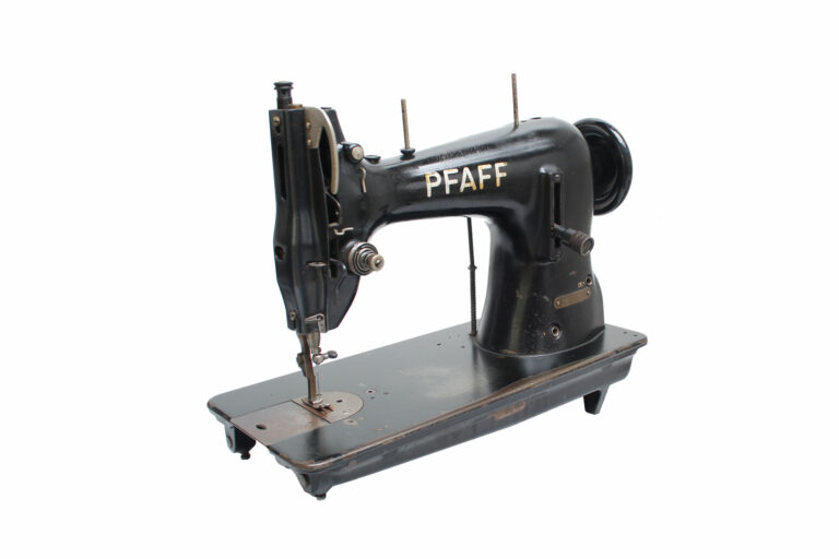 pfaff-133-0-34A-01-03-industrial-german-black-musuem-global-web