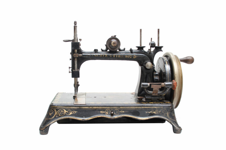 Elias-Howe-H-01-01-domestic-us-musuem-global-xm-web