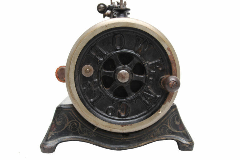 Elias-Howe-H-01-05-domestic-us-musuem-global-xm-web