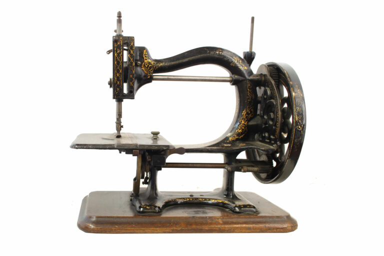 R-M-WANZER-&-Co-A-series-01-05-musuem-global-xs-web
