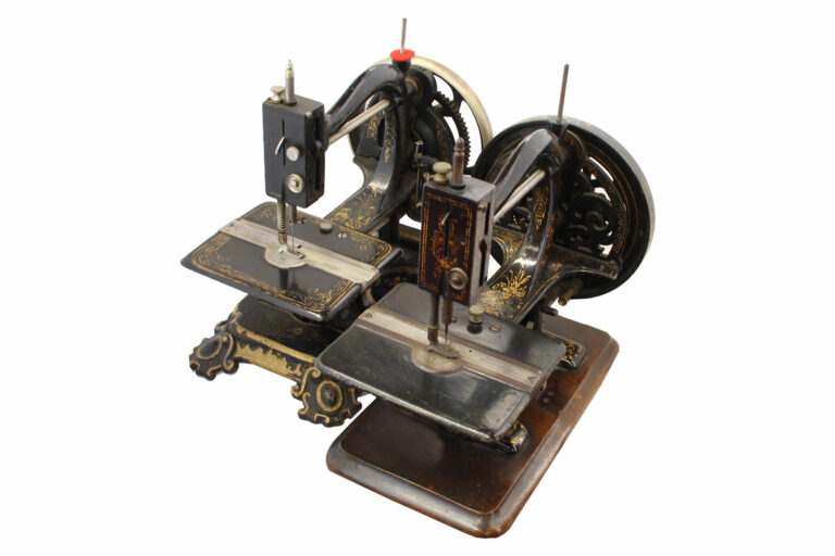 R-M-WANZER-&-Co-A-series-01-07-musuem-global-web