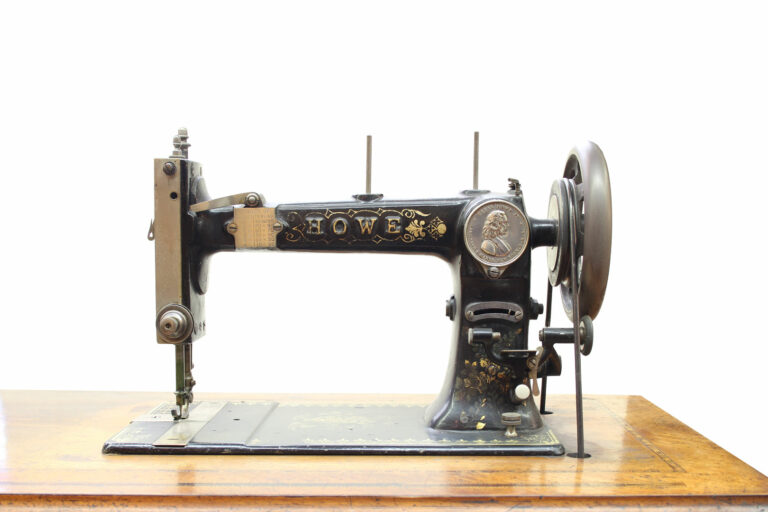 the-howe-machine-co-f6-01-01-domestic-uk-musuem-global-xs-web