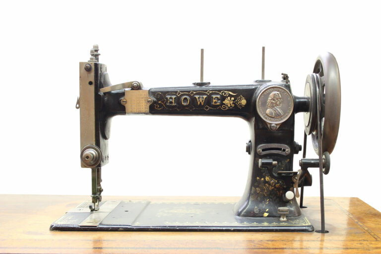 the-howe-machine-co-f6-01-01-xl-domestic-uk-musuem-global-web