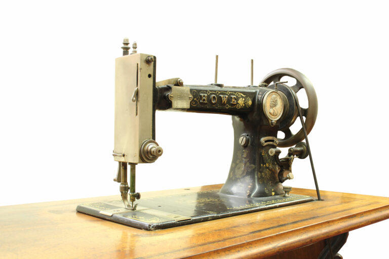 the-howe-machine-co-f6-01-06-domestic-uk-musuem-global-web