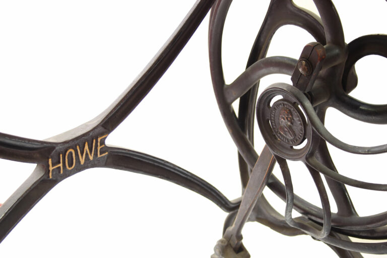 the-howe-machine-co-f6-01-09-domestic-uk-musuem-global-web