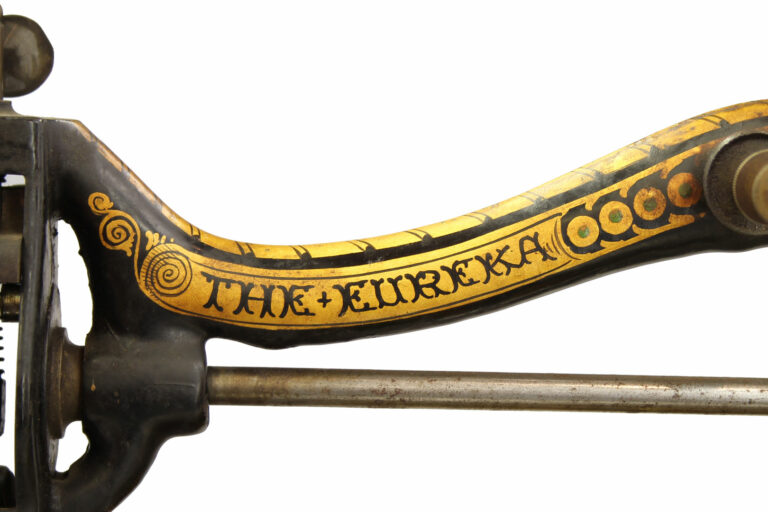 The-imperial-Sewing-Machine-Company-The-Eureka-01-05-domestic-uk-museum-global-web