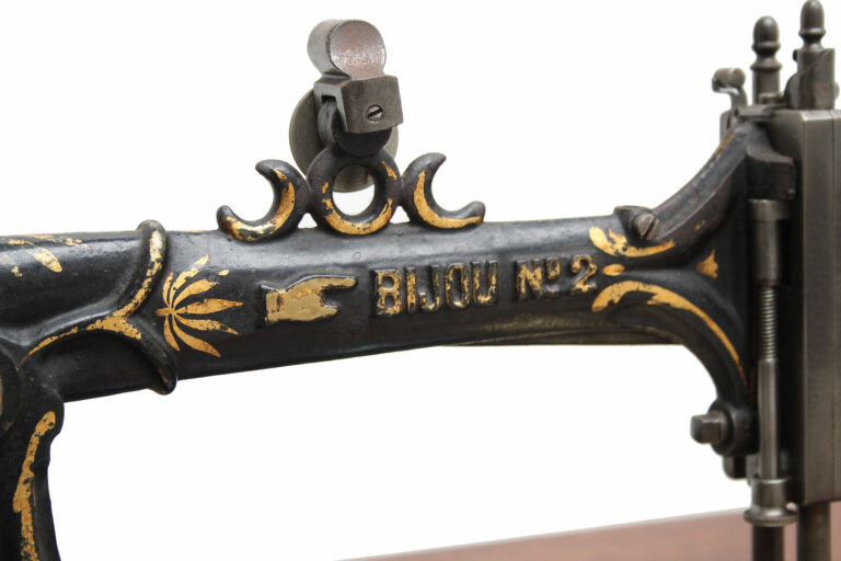 Bijou-no-2-01-06-domestic-treadle-france-imca-museum-global-web