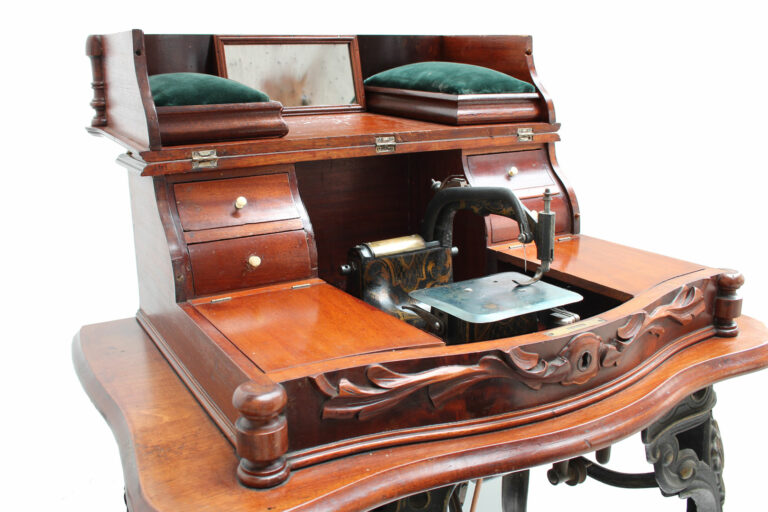 George-B.-Sloat-&-Co-fancy-01-02-domestic-usa-museum-global-web