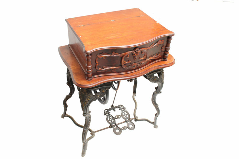 George-B.-Sloat-&-Co-fancy-01-16-domestic-usa-museum-global-web