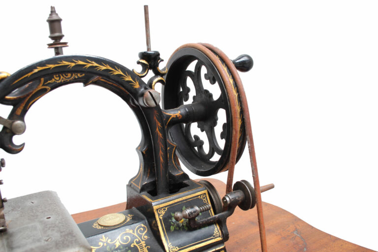 Hurtu-l'abeille-01-06-domstic-treadle-frankrijk-imca-global-musuem-web