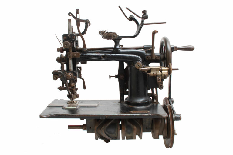 James-Gutmann-01-01-industrielles-deutsches-imca-museum-global-xl-web