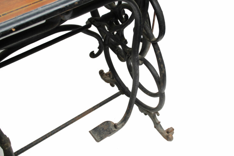 Peugeot-03-01-04-treadle-domestic-france-imca-museum-global-web