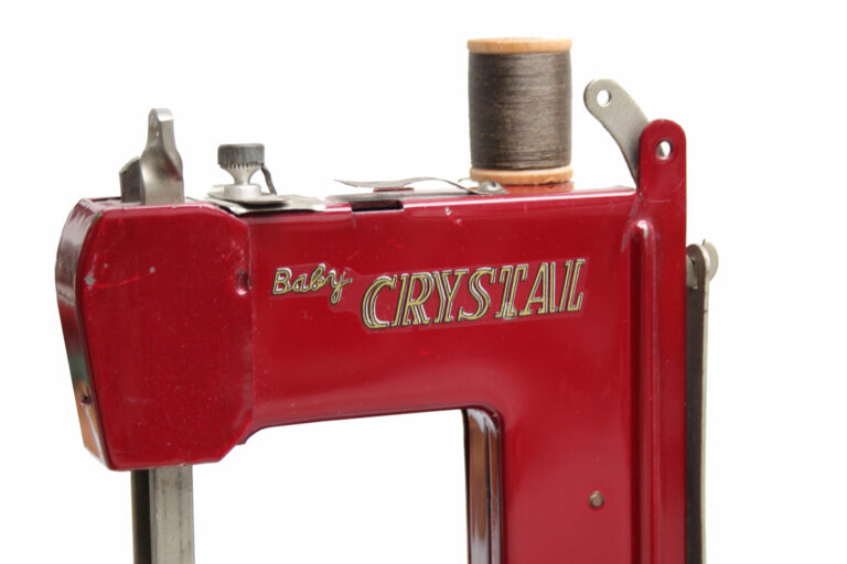 baby-crystal-01-03-toy-japan-red-museum-global-web