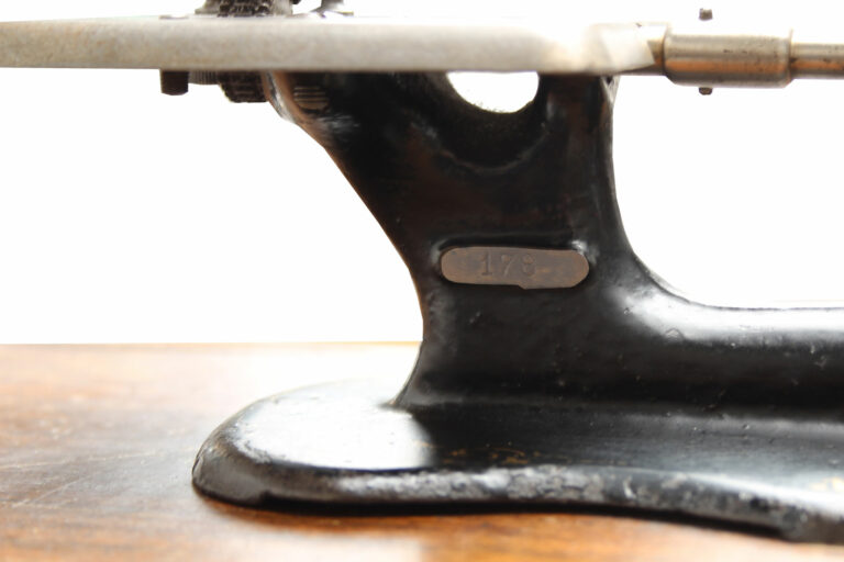 pfaff-c-01-03-haushalts-laufstich-tretmaschine-musuem-imca-global-web