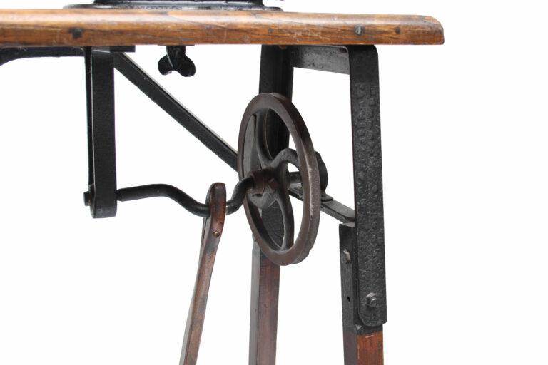 pfaff-c-01-06-einheimische-laufende-steppstich-faden-musuem-imca-global-web
