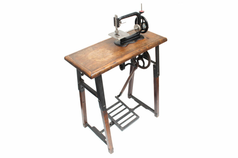 pfaff-c-01-08-einheimische-laufende-stich-tretmaschine-musuem-imca-global-web