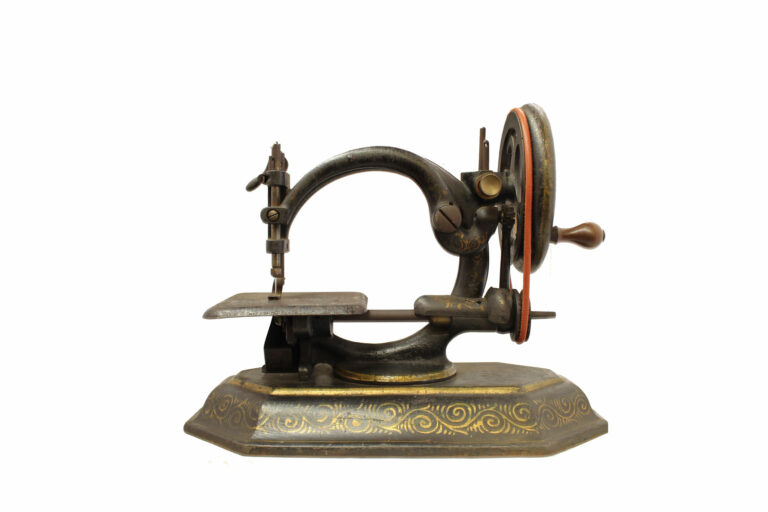 Clemens-Müller-willcox-gibbs-01-01-domestic-germany-musuem-global-m-web