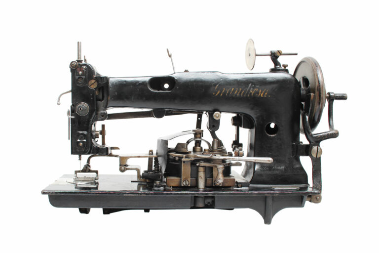 Gutmann-Grandiosa-01-01-industrial-germany-imca-museum-global-l-web