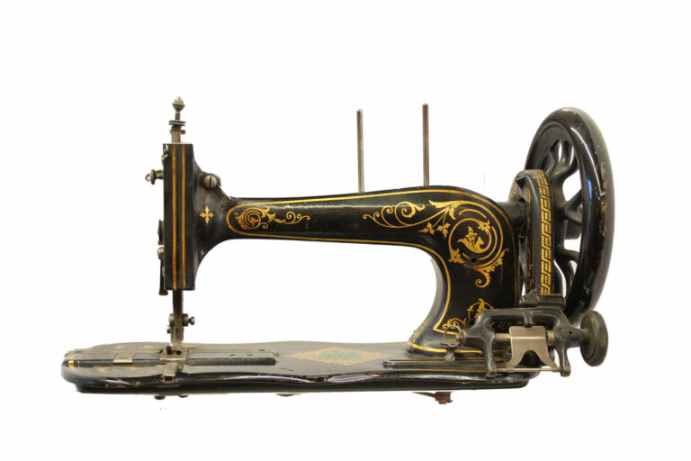 JONES-FAMILY-Transverse--Shuttle-01-01-domestic-uk-musuem-imca-global-m-web