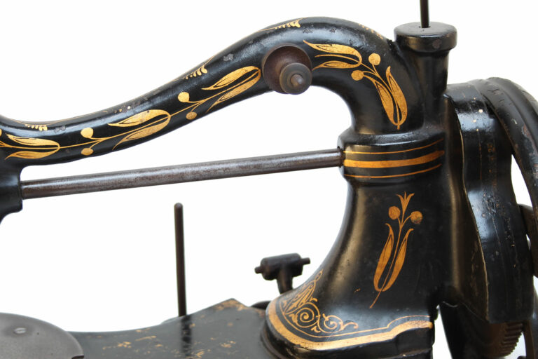 the-busy-bee-sewing-machine-co-01-03-domestic-uk-imca-museum-global-web