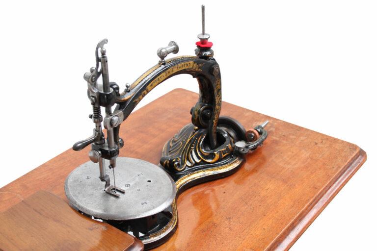 William-Taylor--treadle-01-06-domestic-uk-musuem-global-web