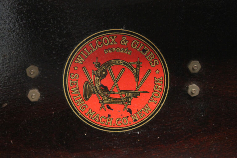 Willcox-&-Gibbs-Electric-Automatic-Noiseless-machine-the-complete-outfit-01-02-domestic-us-imca-musuem-global-web